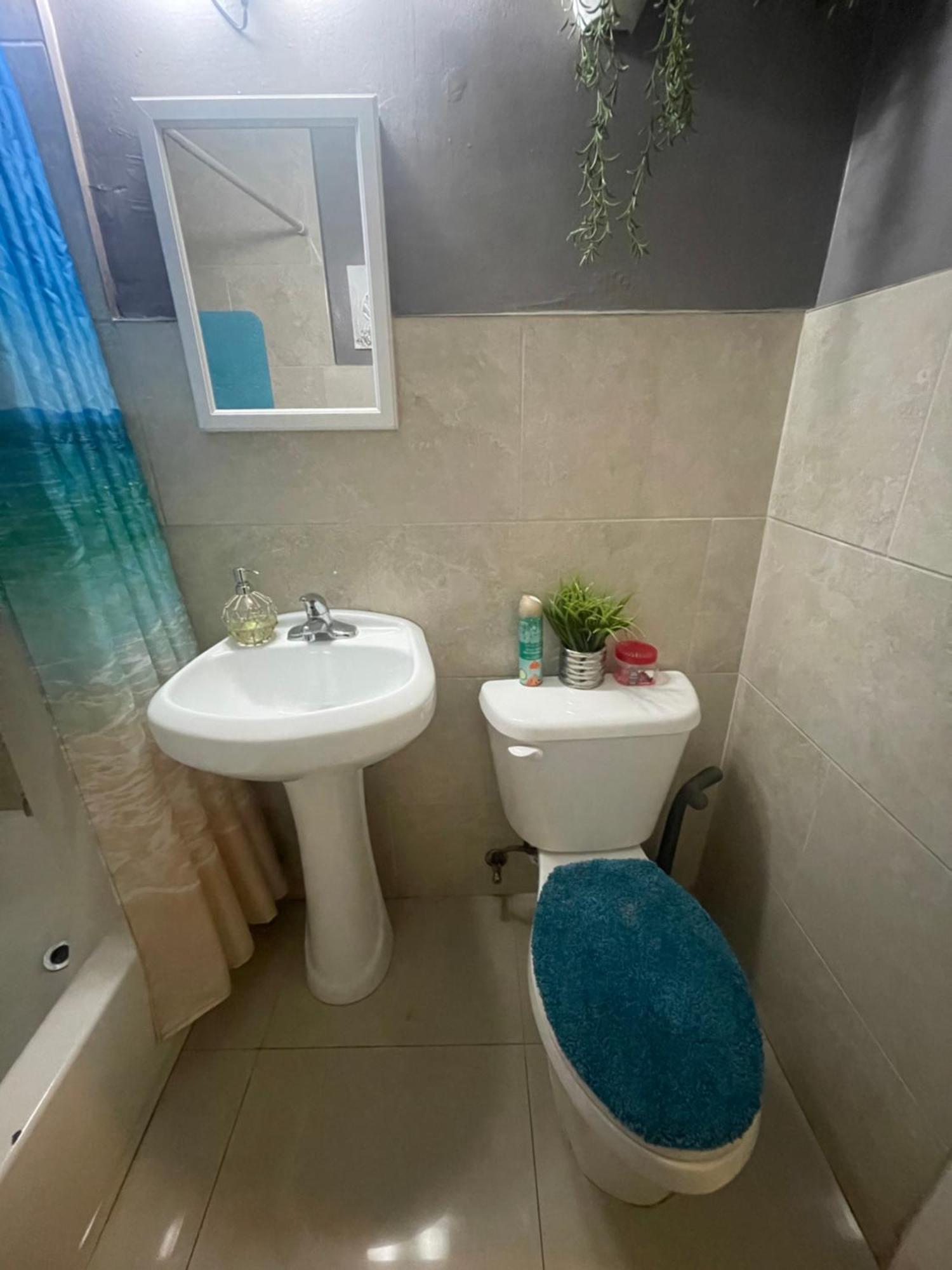 Miami Vibes "Hostel-Like" Shared Room ノース・マイアミ エクステリア 写真